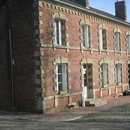 Chez Francine Et Xavier Panzió Froissy  Kültér fotó
