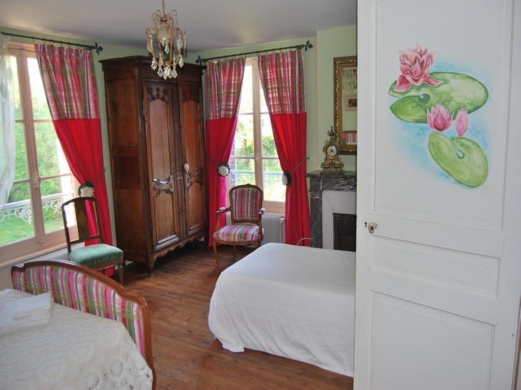 Chez Francine Et Xavier Panzió Froissy  Kültér fotó